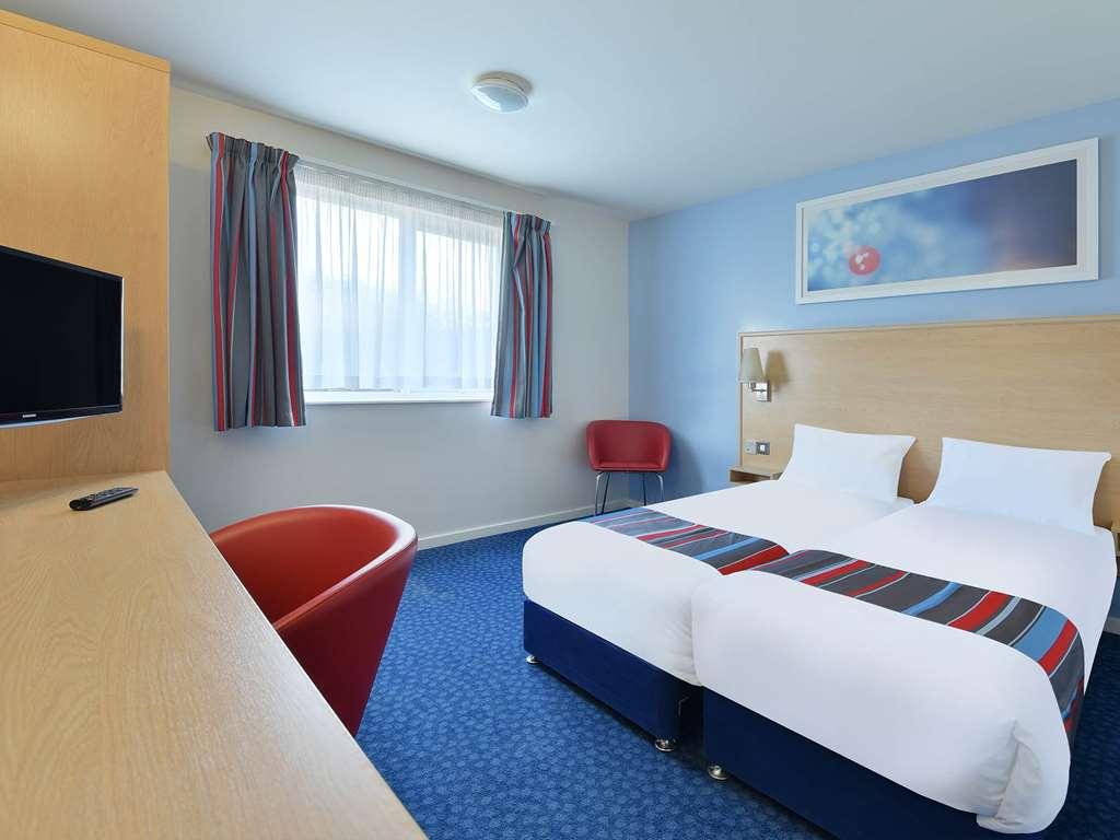 Travelodge Leeds Colton Garforth Oda fotoğraf